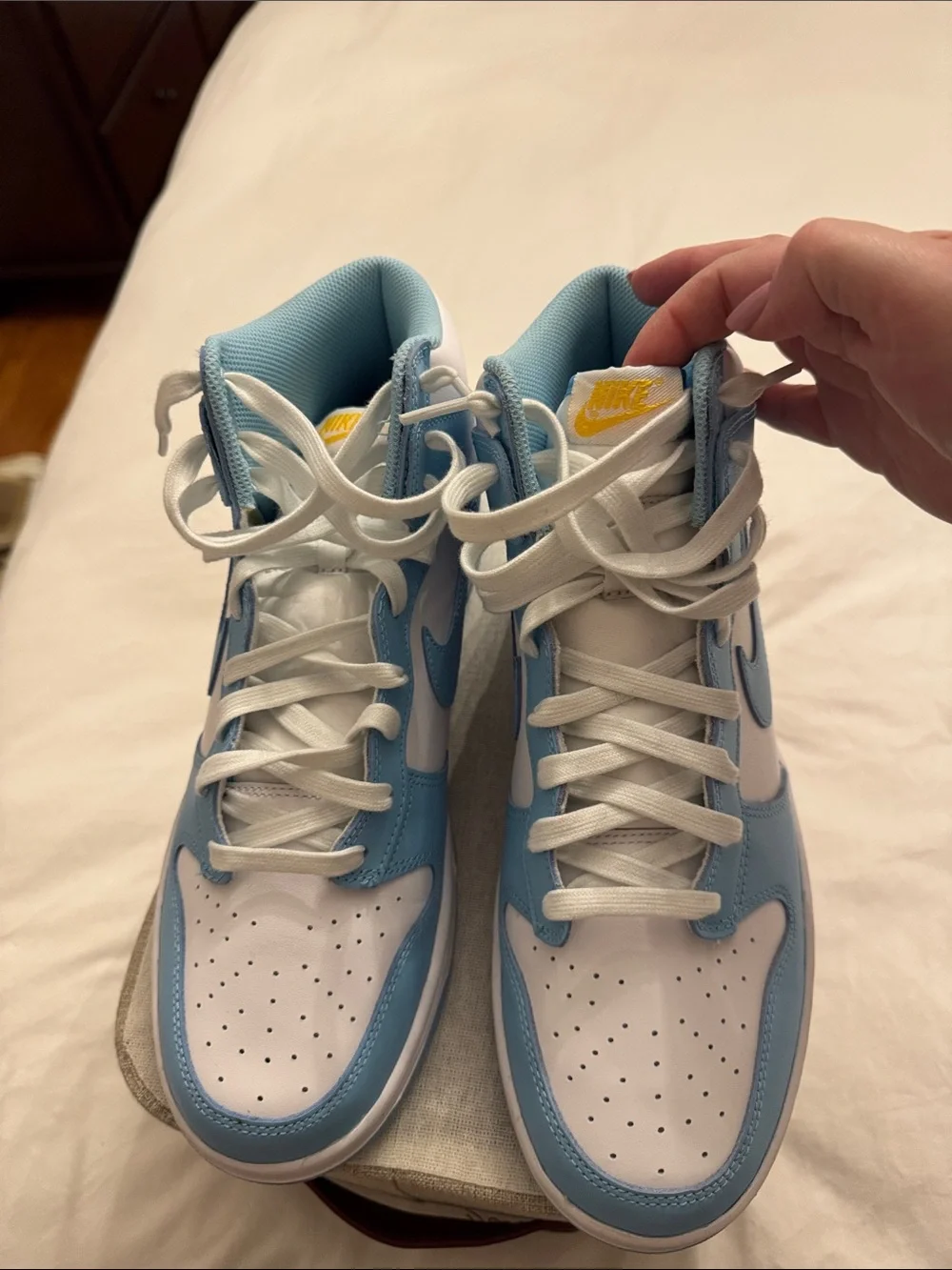 Nike mens  High-Top Sneakers in Light Blue and White with Yellow Tongue Logo